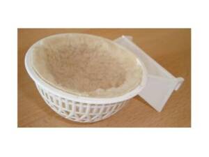 nido-plastico-con-gancho-forrado-borreguito